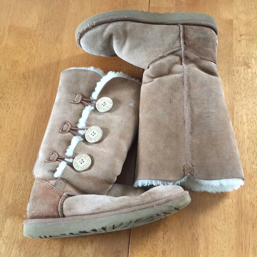 Ugg Bailey Button Triplet Boot